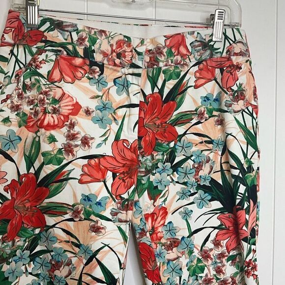 Womens Size Small Straight Leg Pants White Red Floral Print Zip Front Pockets - Picture 2 of 12